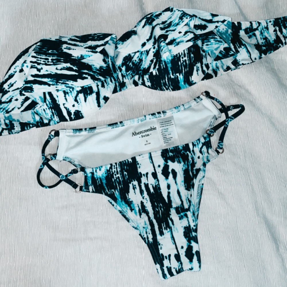 Abercrombie & Fitch Bikini